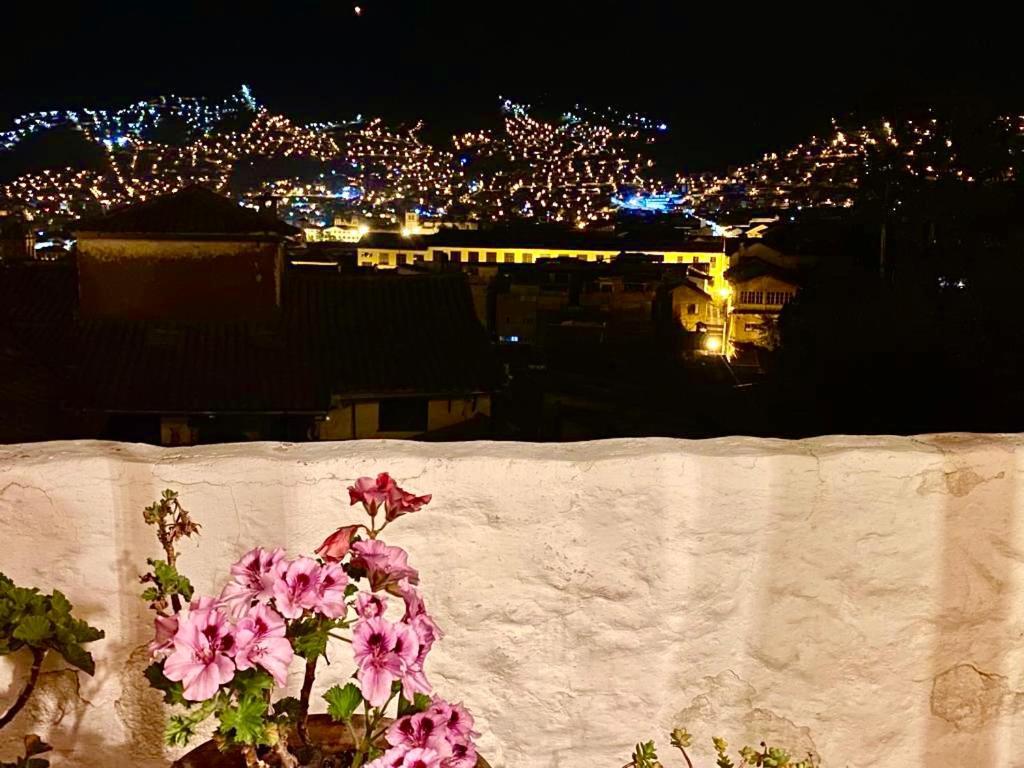 Hostal Madre Tierra กุสโก ภายนอก รูปภาพ