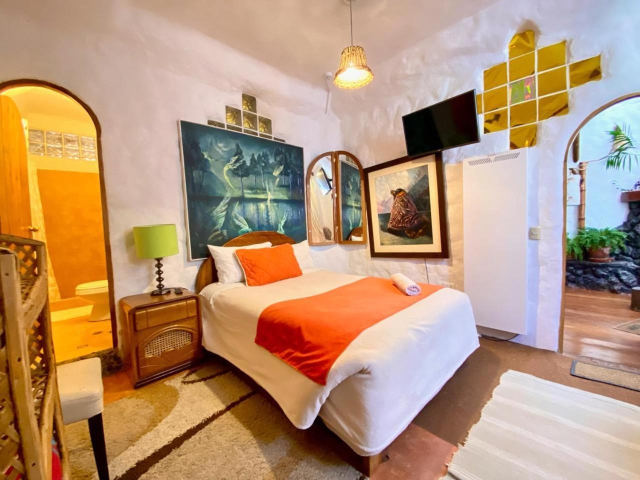 Hostal Madre Tierra กุสโก ภายนอก รูปภาพ