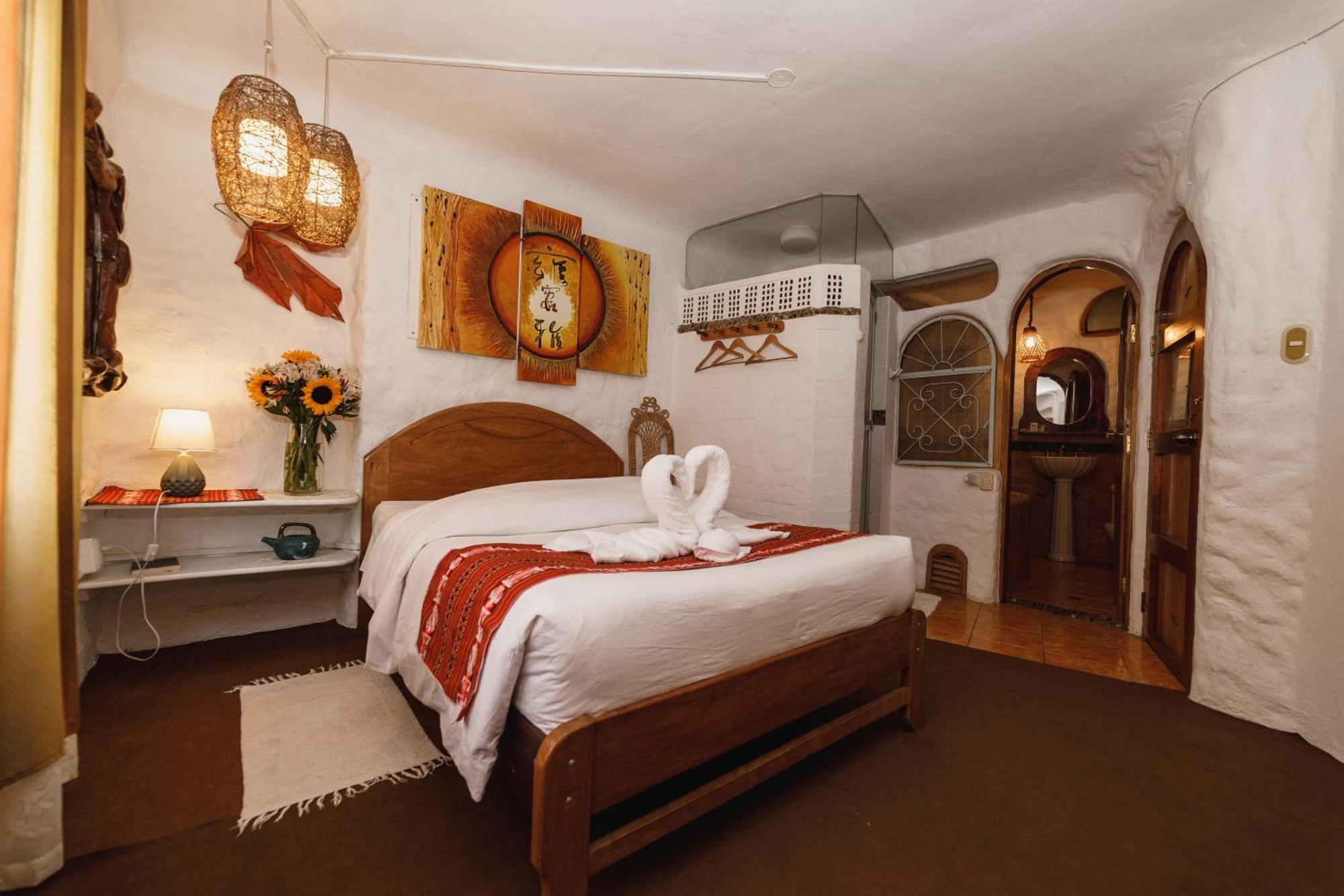 Hostal Madre Tierra กุสโก ภายนอก รูปภาพ