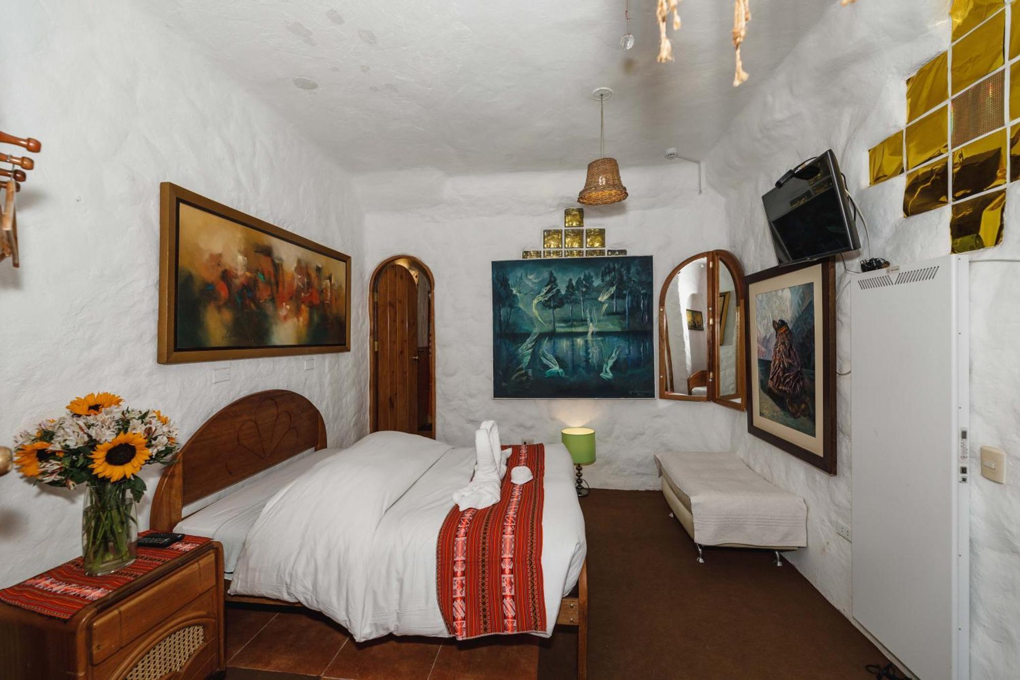Hostal Madre Tierra กุสโก ภายนอก รูปภาพ